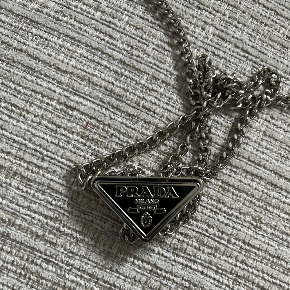 Prada Black Patent Leather Clutch with Chain - Picture 14 of 16